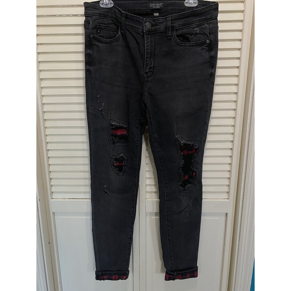 Judy Blue skinny fit jeans 11/30 Black with Buffalo Plaid‎ Distressed Patches